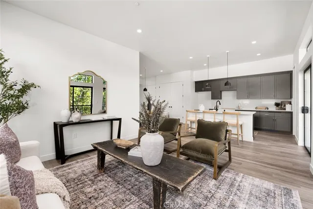 $1,371,800 | 581 Higuera Street, Unit 307, San Luis Obispo, CA 93401