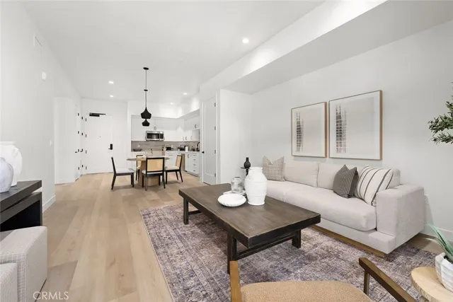 $1,371,800 | 581 Higuera Street, Unit 307, San Luis Obispo, CA 93401