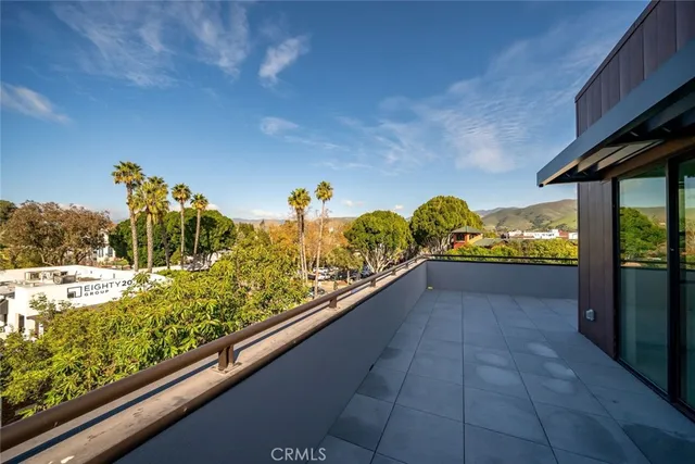 $1,371,800 | 581 Higuera Street, Unit 307, San Luis Obispo, CA 93401