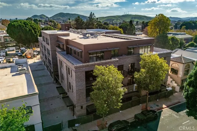 $1,371,800 | 581 Higuera Street, Unit 307, San Luis Obispo, CA 93401