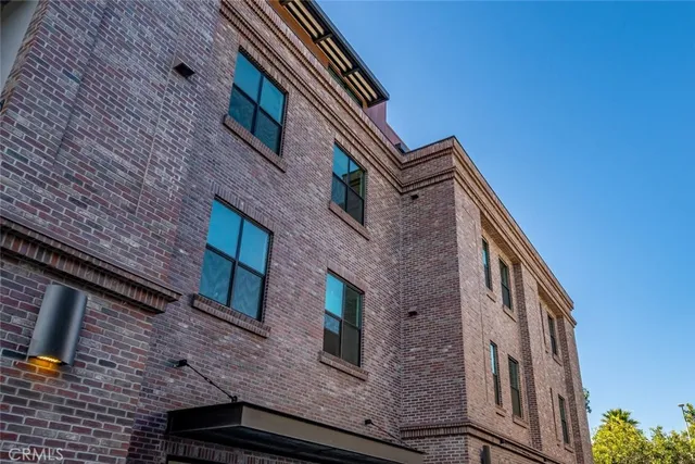 $1,371,800 | 581 Higuera Street, Unit 307, San Luis Obispo, CA 93401