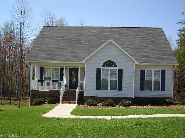 5224 Springhouse Farm Road Winston-Salem, NC 27107 - Photo 1 of 9 Exterior Front.