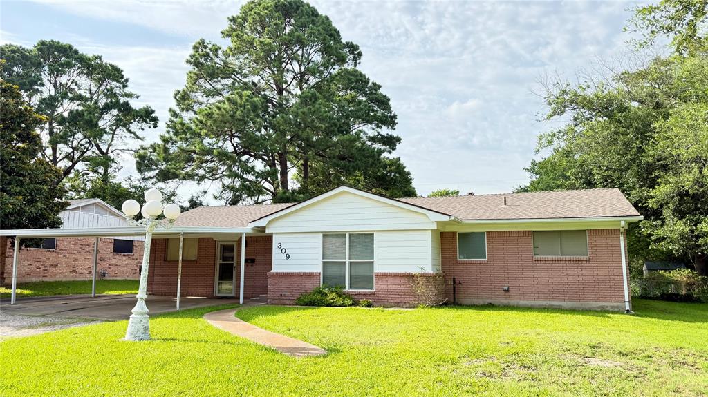 309 Glen Oaks Road Bonham, TX 75418 - Photo 14 of 23