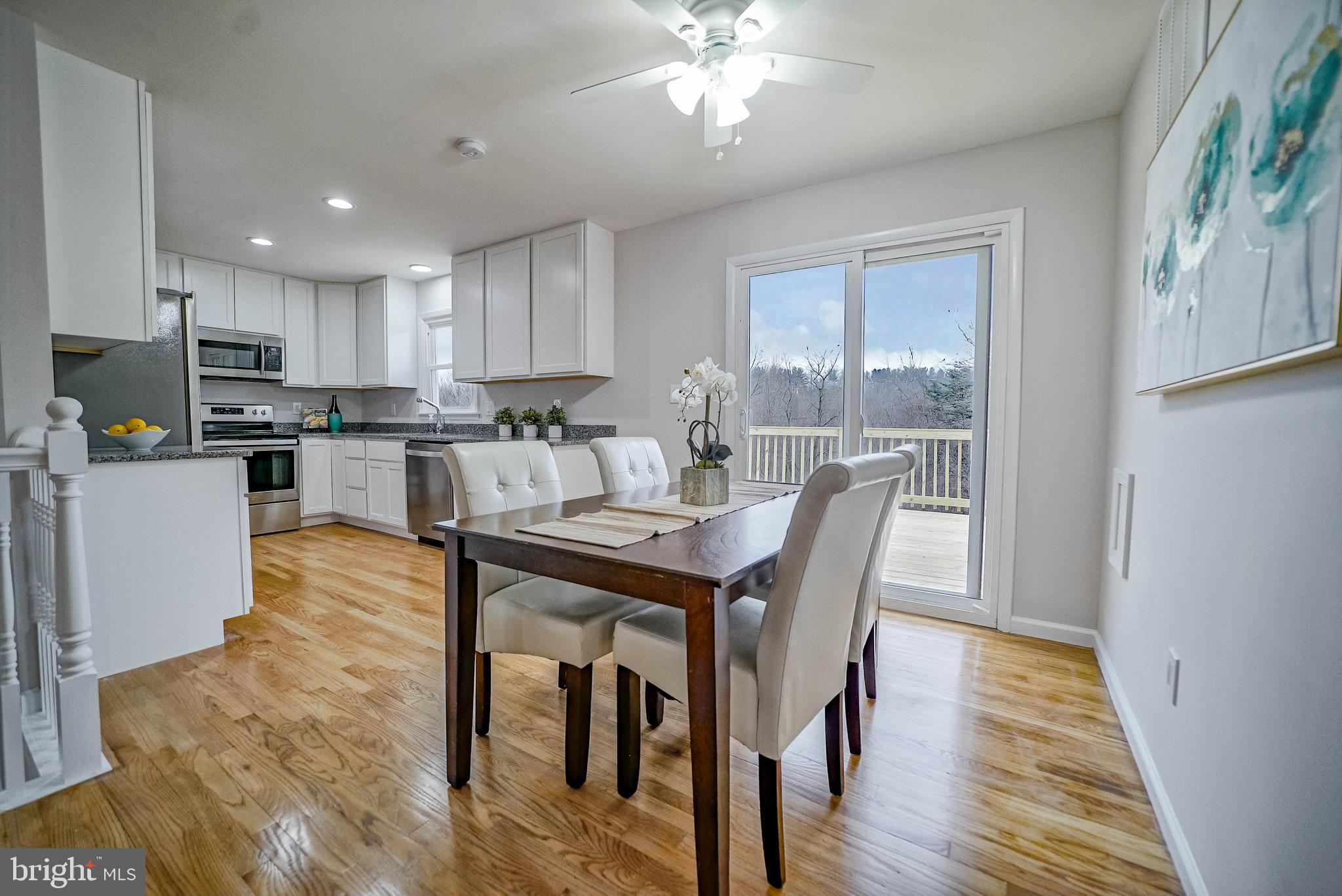 2129 Flag Marsh Road Mount Airy, MD 21771 - Photo 7 of 26 Eating Area