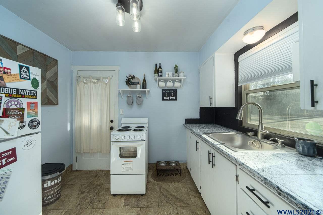 4252 Gardner Road Southeast Salem, OR 97302 - Photo 16 of 20 Gallery Image 16
