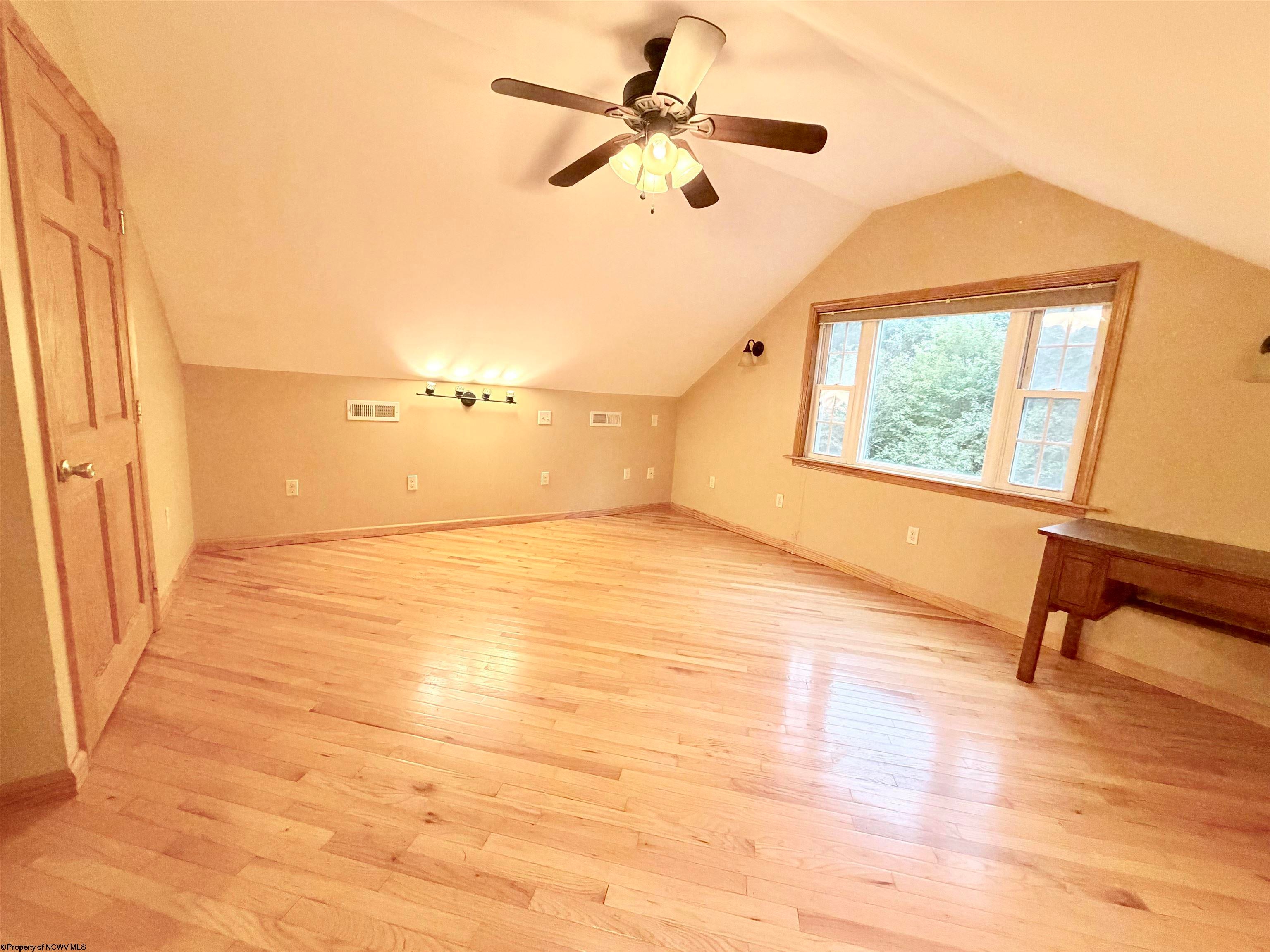166 Tom Turner Road Independence, WV 26374 - Photo 15 of 45 Gallery Image 15