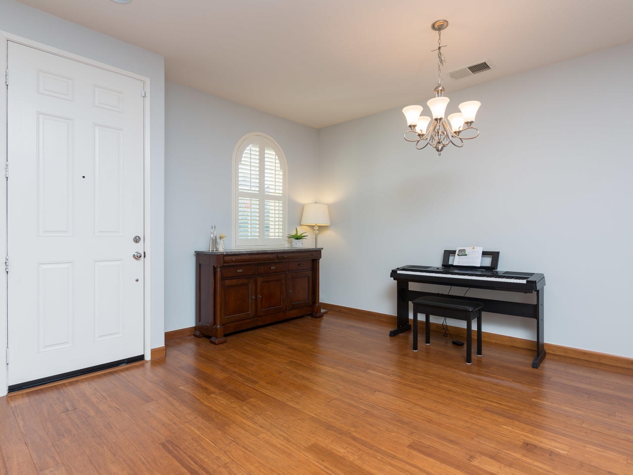 1305 Pershing Road Chula Vista, CA 91913 - Photo 3 of 24