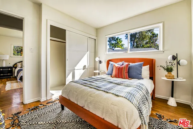 $860,000 | 13130 Crewe Street, North Hollywood, CA 91605