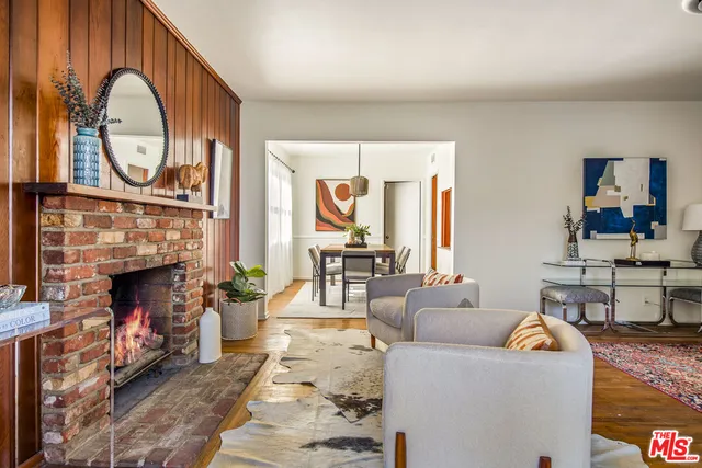 $860,000 | 13130 Crewe Street, North Hollywood, CA 91605