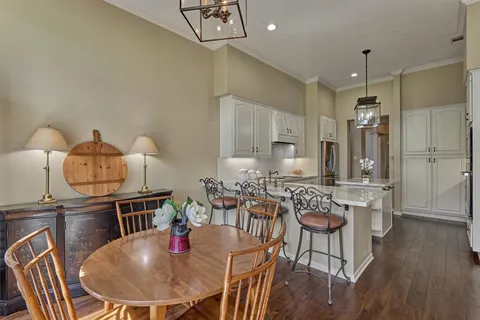 $925,000 | 46 North Copperknoll Circle, The Woodlands, TX 77381