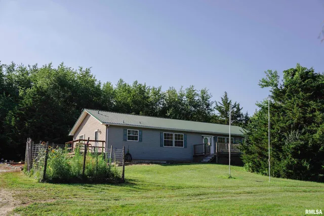 $520,000 | 32440 Jim Town Hollow Road, Rockport, IL 62370