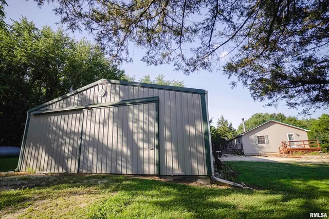 $520,000 | 32440 Jim Town Hollow Road, Rockport, IL 62370