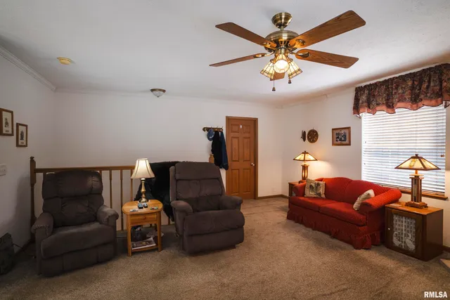 $520,000 | 32440 Jim Town Hollow Road, Rockport, IL 62370