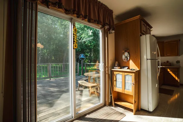 $520,000 | 32440 Jim Town Hollow Road, Rockport, IL 62370