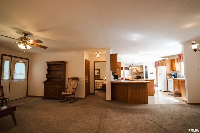 $520,000 | 32440 Jim Town Hollow Road, Rockport, IL 62370