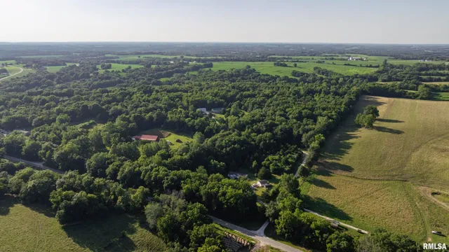 $520,000 | 32440 Jim Town Hollow Road, Rockport, IL 62370