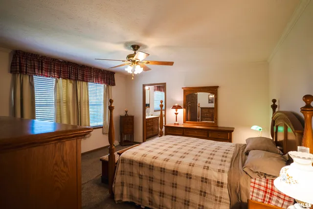 $520,000 | 32440 Jim Town Hollow Road, Rockport, IL 62370