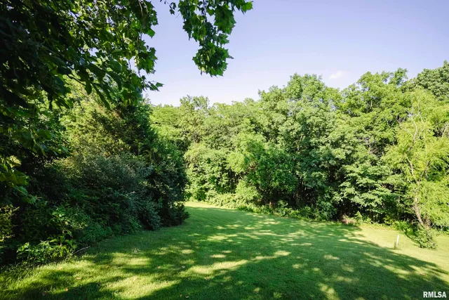 $520,000 | 32440 Jim Town Hollow Road, Rockport, IL 62370