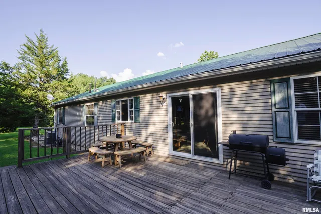 $520,000 | 32440 Jim Town Hollow Road, Rockport, IL 62370