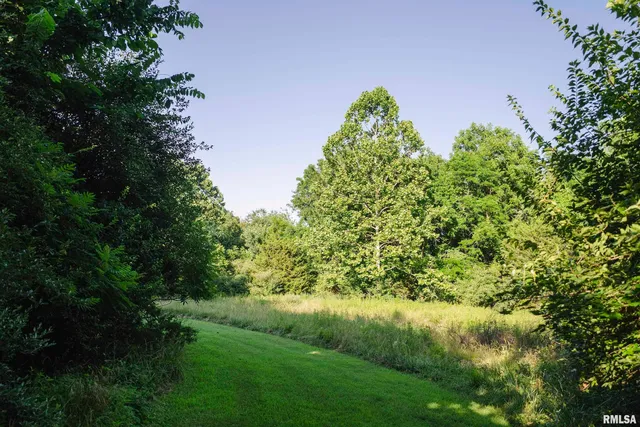 $520,000 | 32440 Jim Town Hollow Road, Rockport, IL 62370