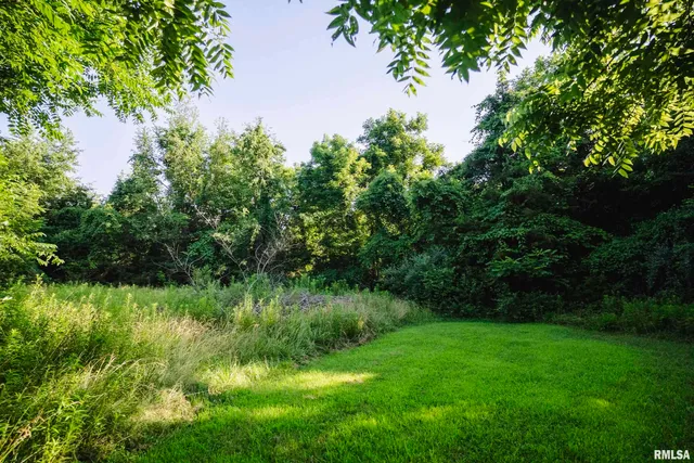 $520,000 | 32440 Jim Town Hollow Road, Rockport, IL 62370