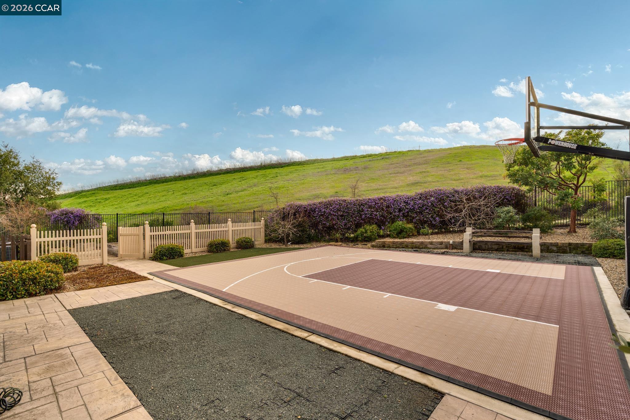 5058 Holborn Way San Ramon, CA 94582 - Photo 31 of 46 a view of an outdoor space and city view