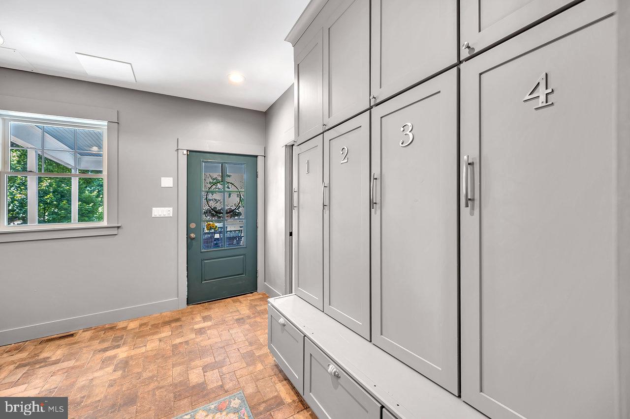 8 Brainerd Drive Cranbury, NJ 08512 - Photo 23 of 55