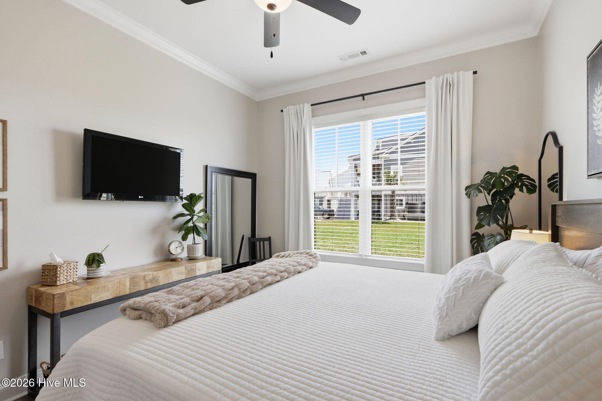 135 Gallants Point Road Beaufort, NC 28516 - Photo 30 of 68 Bedroom 1