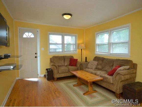 47 Green Oak Road Asheville, NC 28804 - Photo 2 of 10 Gallery Image 2
