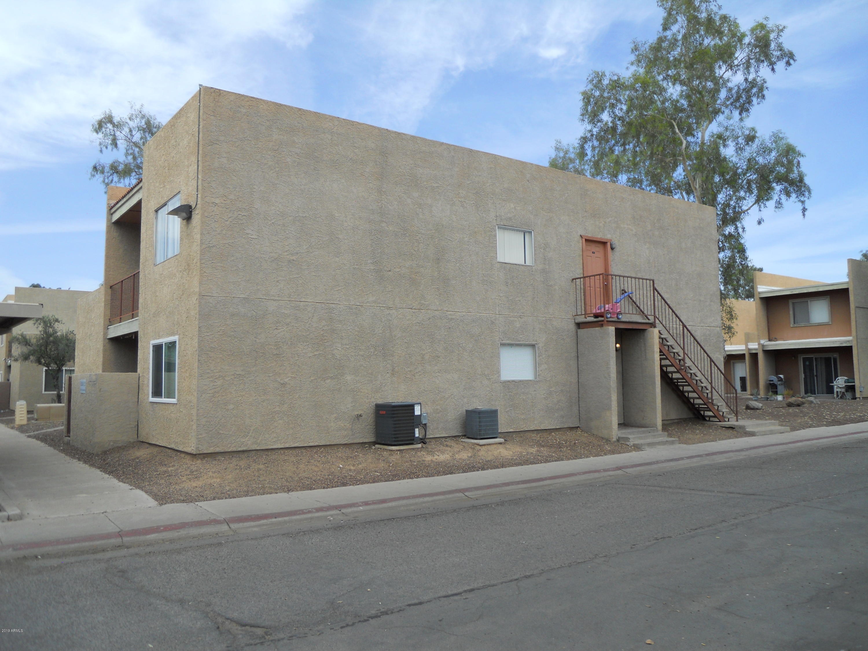 2814 East Kathleen Road Phoenix, AZ 85032 - Photo 3 of 6 DSCN9972