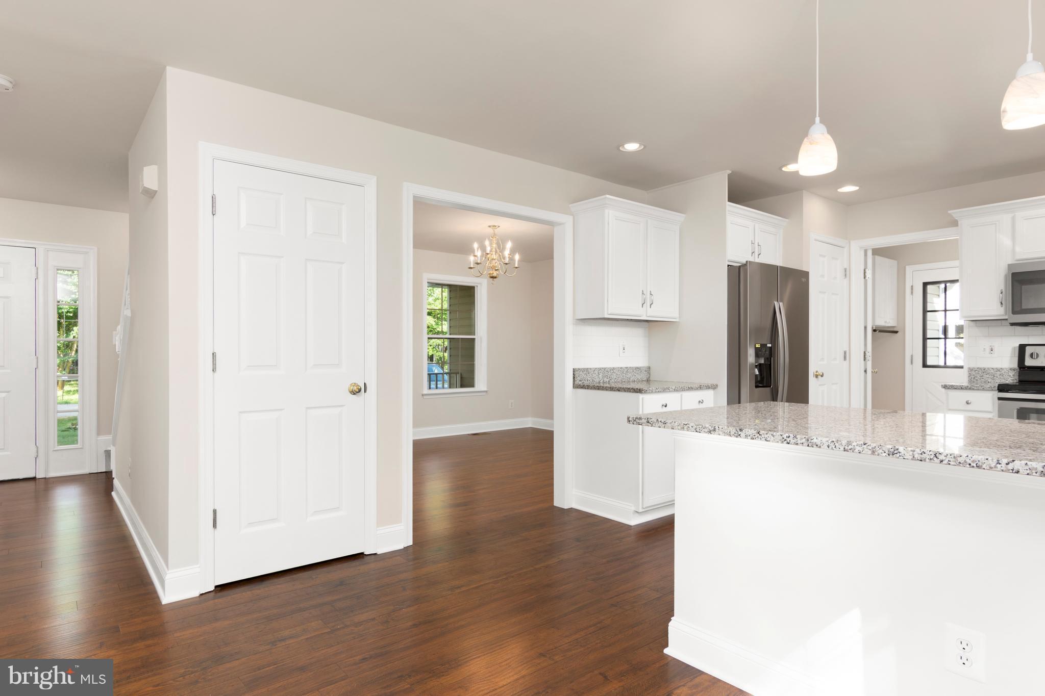 1504 Warfield Road Edgewater, MD 21037 - Photo 13 of 30 Interior (General)