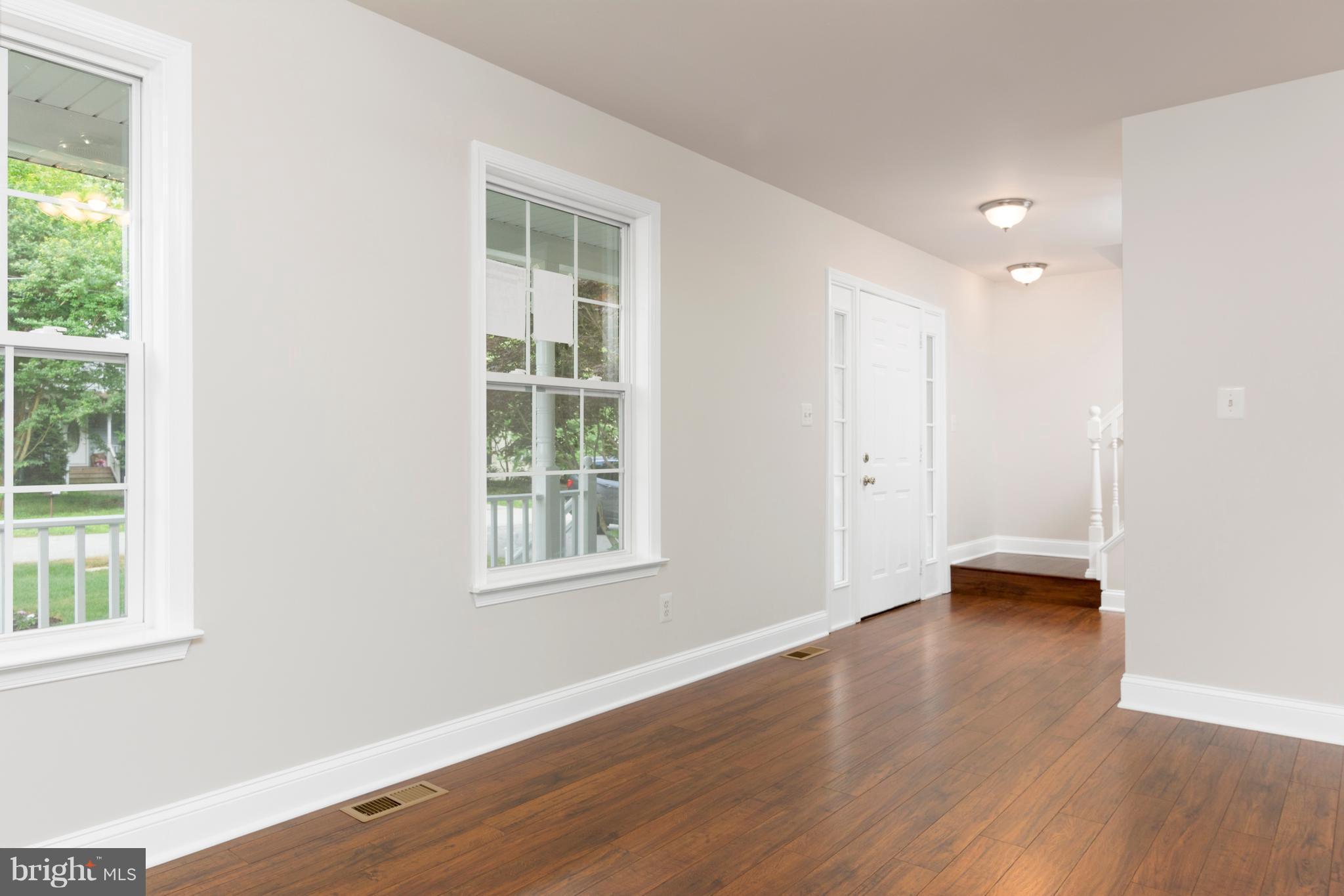 1504 Warfield Road Edgewater, MD 21037 - Photo 4 of 30 Interior (General)