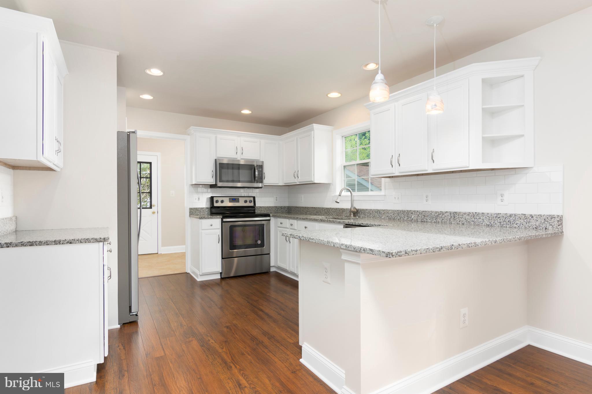 1504 Warfield Road Edgewater, MD 21037 - Photo 10 of 30 Kitchen