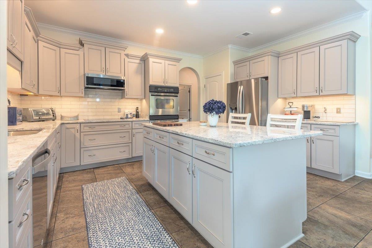 1196 Tuscumbia Road Collierville, TN 38017 - Photo 5 of 29