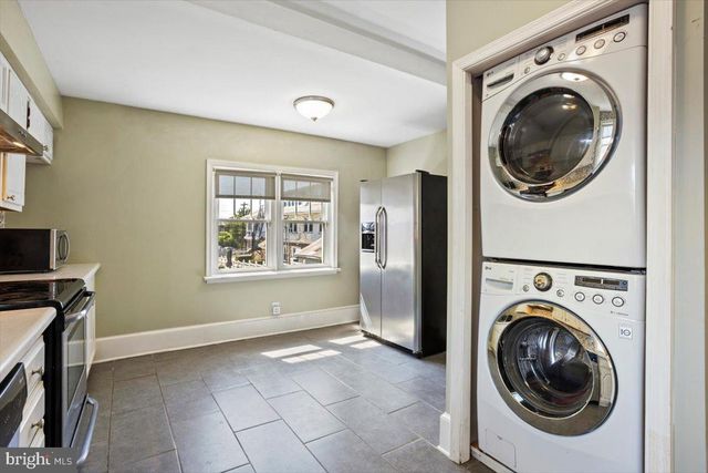 $305,000 | 3640 Berry Avenue, Drexel Hill, PA 19026