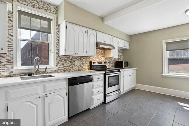 $305,000 | 3640 Berry Avenue, Drexel Hill, PA 19026