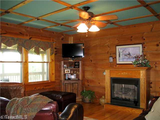 5120 Quick Ruffin, NC 27326 - Photo 11 of 16 Living Room.