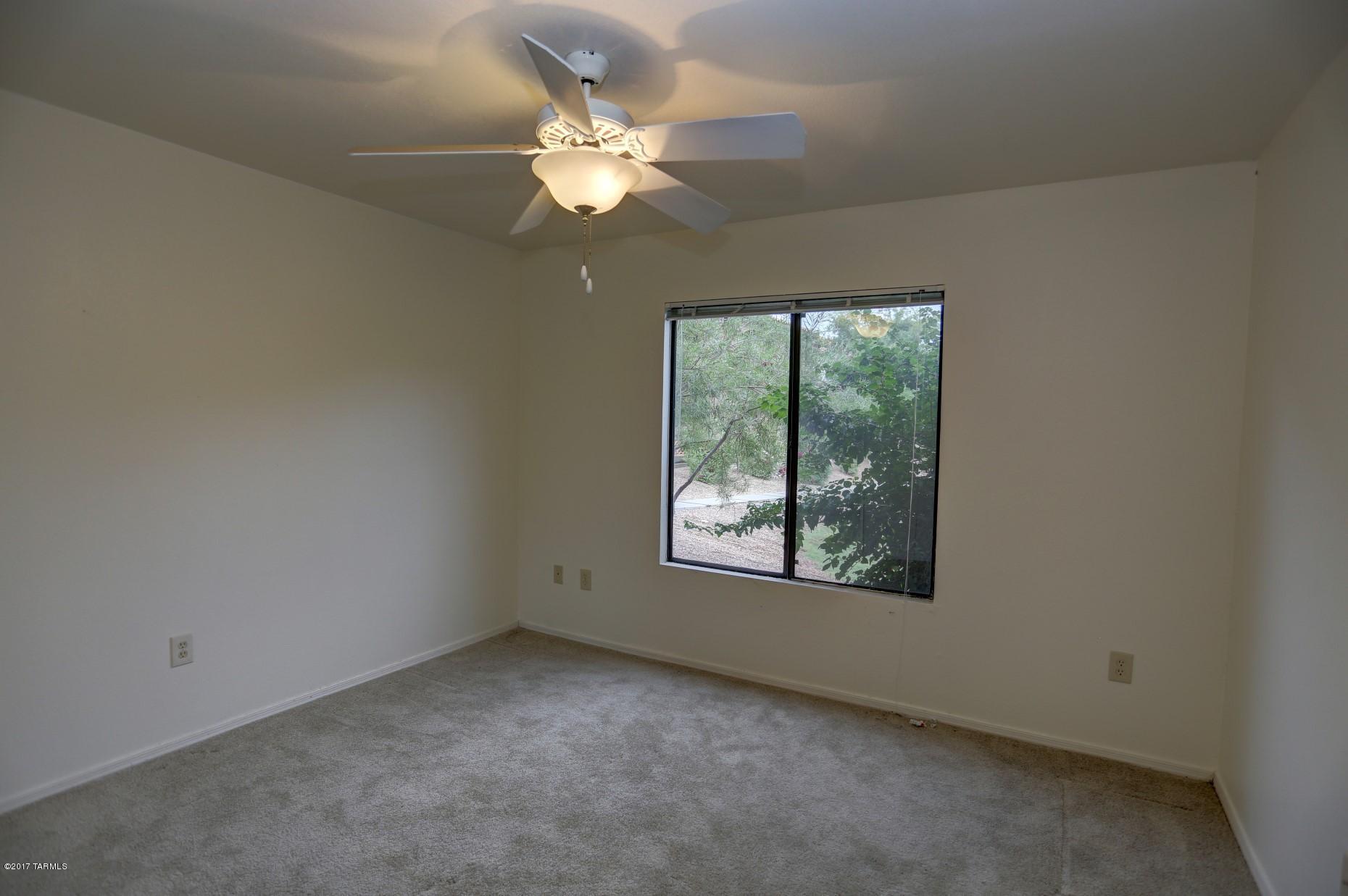 5751 North Kolb Road, Unit 30107 Tucson, AZ 85750 - Photo 7 of 32