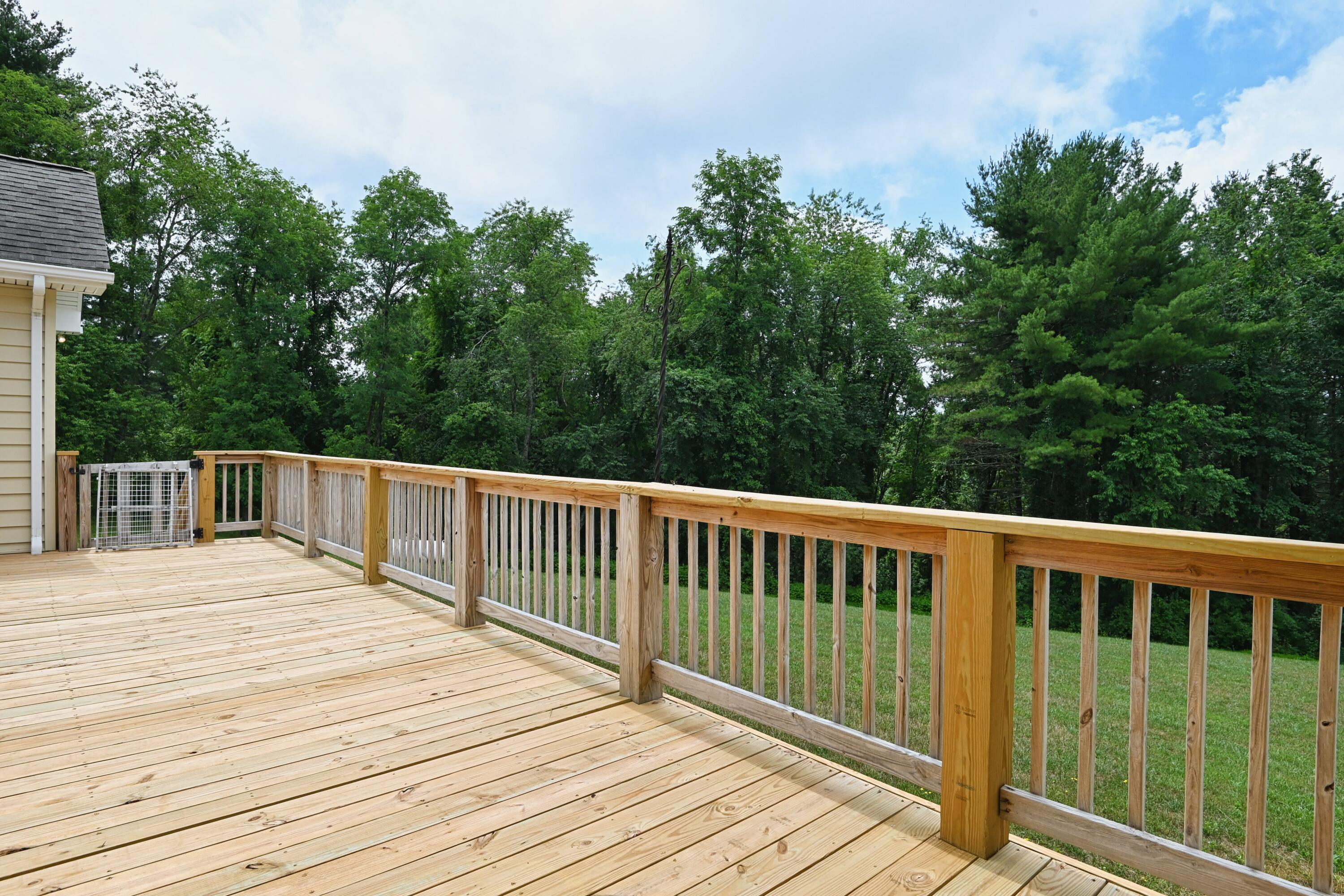 322 Timberline Road Southeast Copper Hill, VA 24079 - Photo 20 of 98 16 DSC_4341