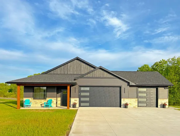 $479,900 | 7541 Lake John Drive, Annandale, MN 55302