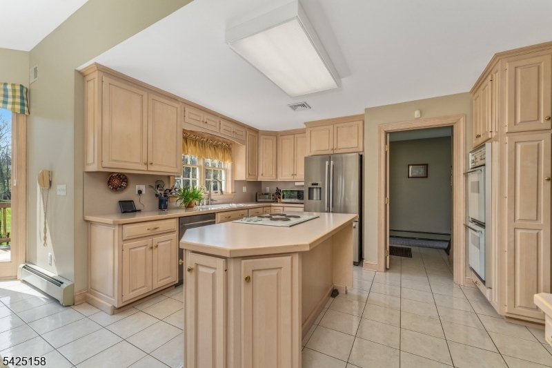 95 Pleasant Run Road Flemington, NJ 08822 - Photo 12 of 44