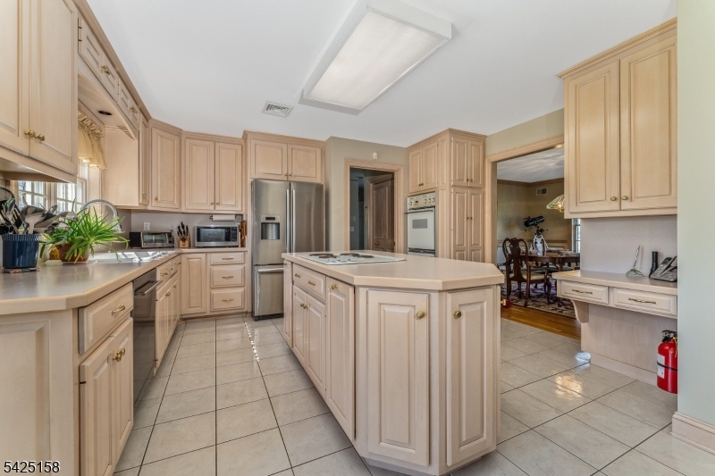 95 Pleasant Run Road Flemington, NJ 08822 - Photo 13 of 44