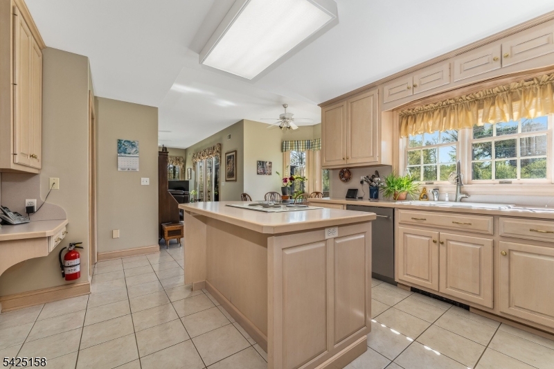 95 Pleasant Run Road Flemington, NJ 08822 - Photo 14 of 44