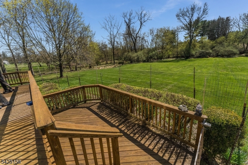 95 Pleasant Run Road Flemington, NJ 08822 - Photo 32 of 44