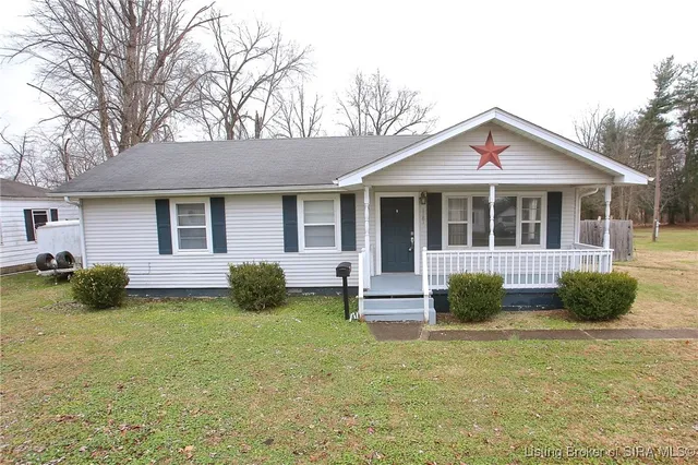 $164,900 | 1181 North Pine Street, Scottsburg, IN 47170