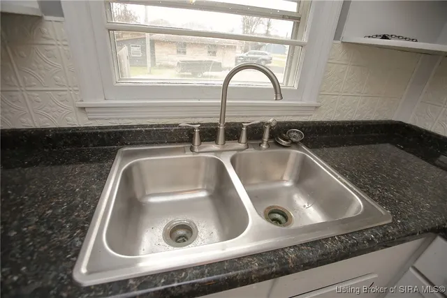 $149,900 | 1181 North Pine Street, Scottsburg, IN 47170