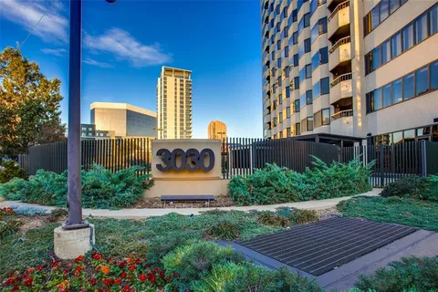 $725,000 | 3030 McKinney Avenue, Unit 306, Dallas, TX 75204
