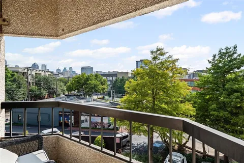 $725,000 | 3030 McKinney Avenue, Unit 306, Dallas, TX 75204