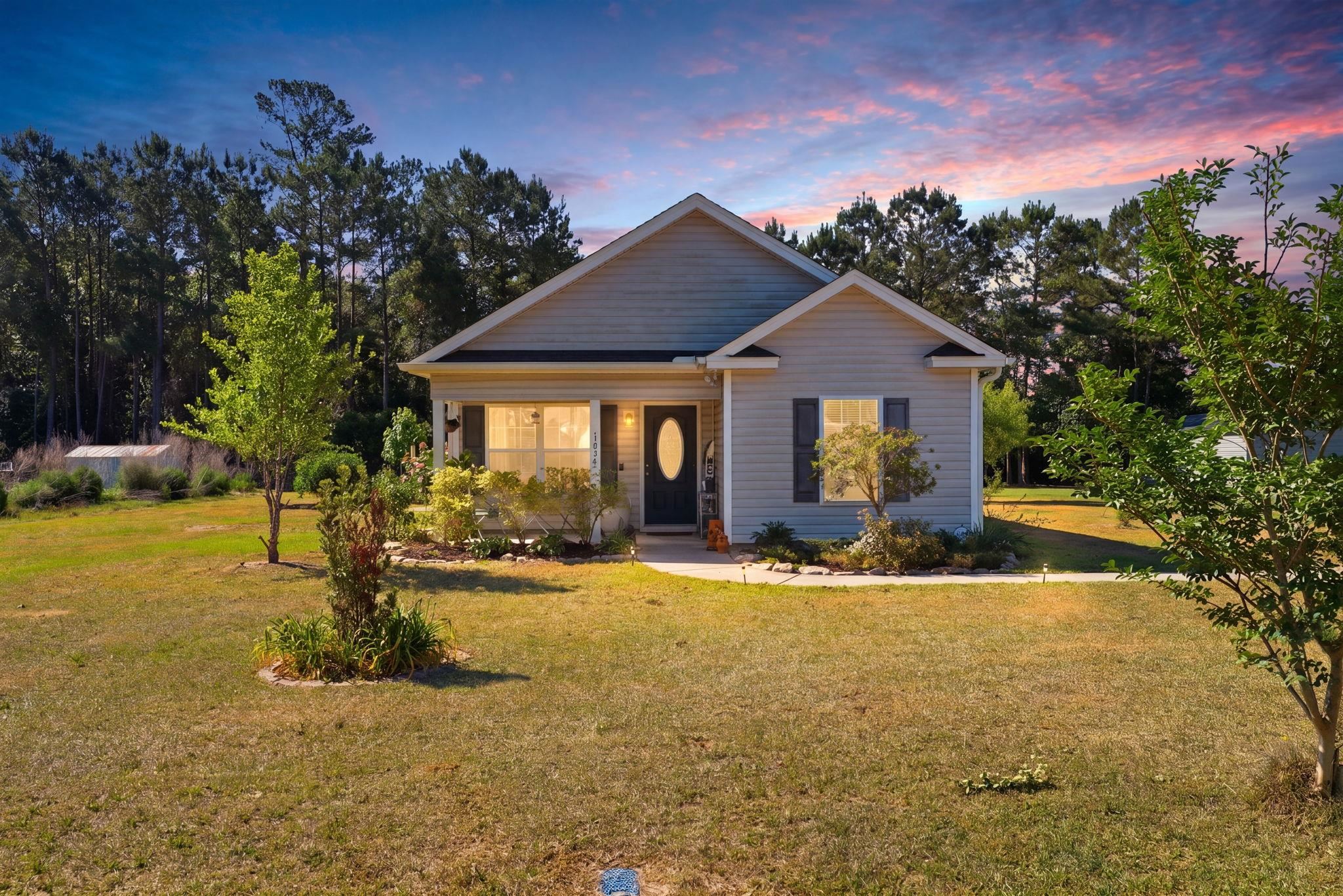 1938 West Homewood Road Conway, SC 29526 - Photo 1 of 34 Gallery Image 1
