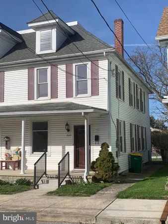 $1,250 | 305 West North Street, Waynesboro, PA 17268